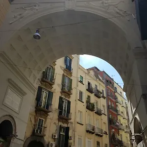  Appartamento Chiaia 100 Italia